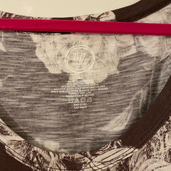 💛Maurices Plus Tank Top💛 - Picture 2 of 2